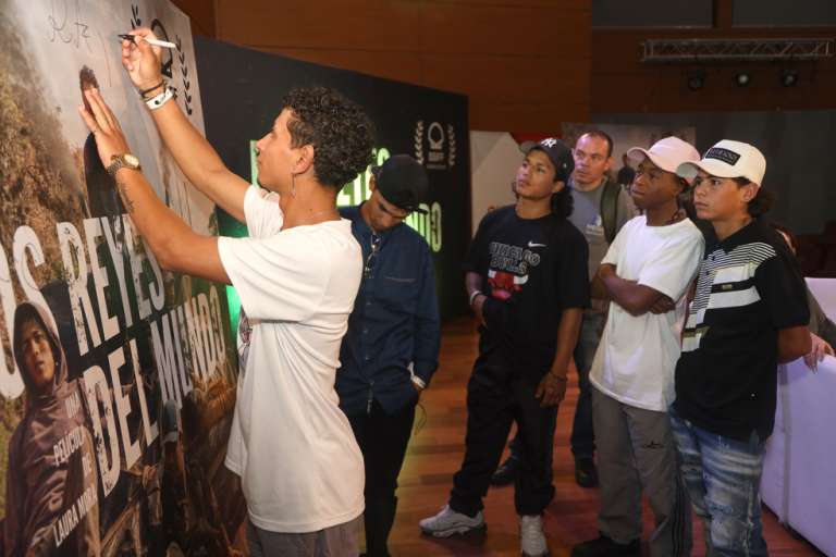 Andrés Castañeda, Cristian Camilo Mora, Davison Flores, Brahian Steven Acevedo y Cristian Campaña.