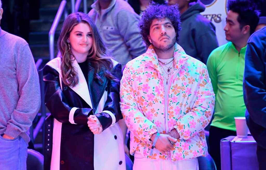 LOS ANGELES, CALIFORNIA - JANUARY 03: Selena Gomez and Benny Blanco attend a basketball game between the Los Angeles Lakers and the Miami Heat at Crypto.com Arena on January 03, 2024 in Los Angeles, California. NOTE TO USER: User expressly acknowledges and agrees that, by downloading and or using this photograph, User is consenting to the terms and conditions of the Getty Images License Agreement. (Photo by Allen Berezovsky/Getty Images)