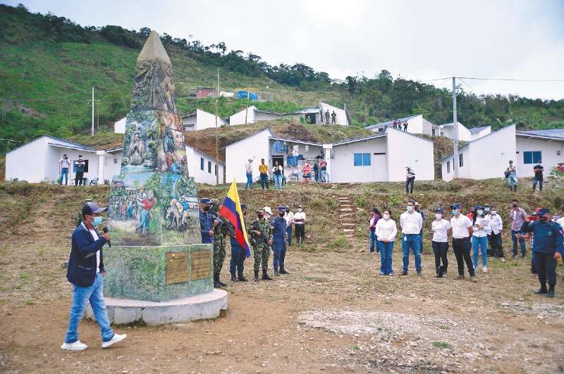 El Congal tiene hoy un monumento sobre la reconstrucción del pueblo.