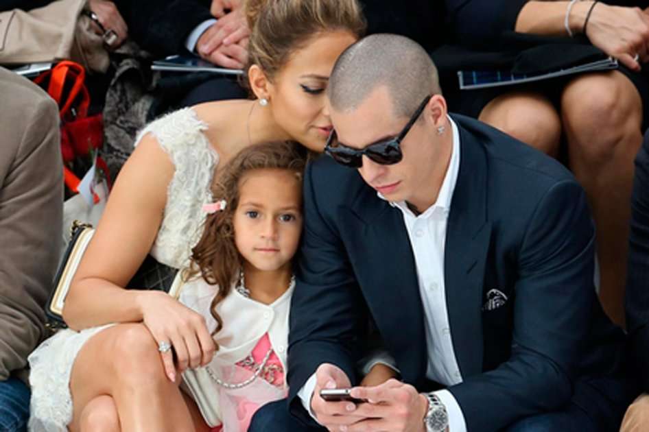 Jennifer Lopez comparte con su hija y Smart en París. / Bang Showbiz