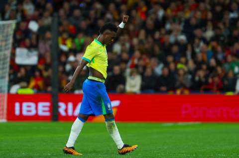 Brasil vs. España: vea los mejores momentos del partido contra el racismo