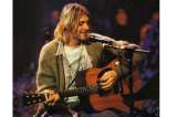 El famoso saco de lana de Kurt Cobain fue subastado en 334 mil dólares
