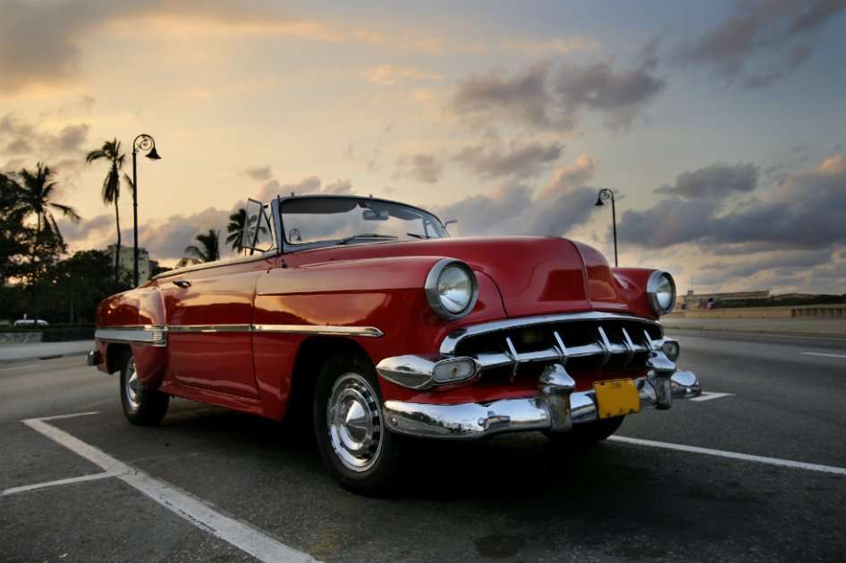 El diseño es en definitiva el encanto de los carros clásicos, por eso son tesoros de la época en las que desfilaron por el asfalto. / Foto: iStock