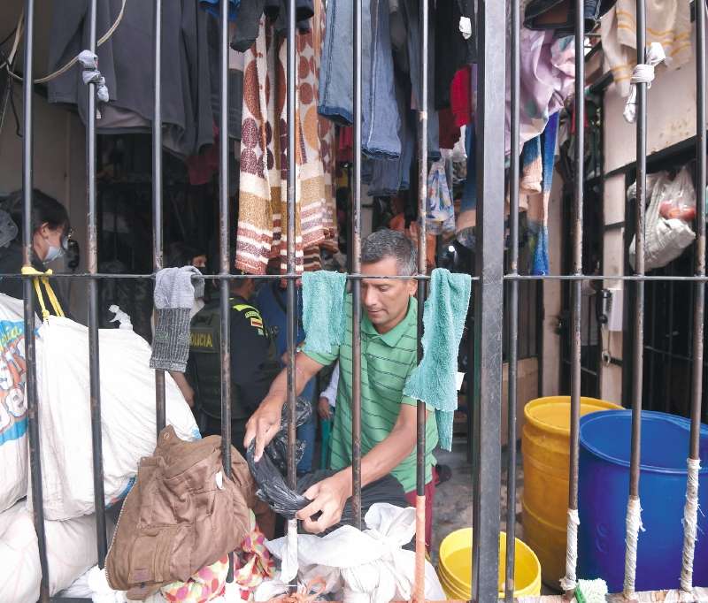 La Corte Constitucional tomó una medida enfocada a intentar solucionar la "crisis humanitaria" que se vive en los centros penitenciarios de Colombia.