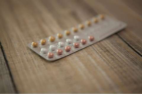 Las mujeres que usaron anticonceptivos en la adolescencia tienen más riesgo de sufrir depresión al ser adultas