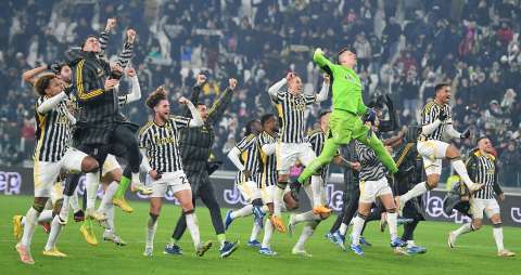 Juventus venció al Nápoles y asumió el liderato de la Serie A