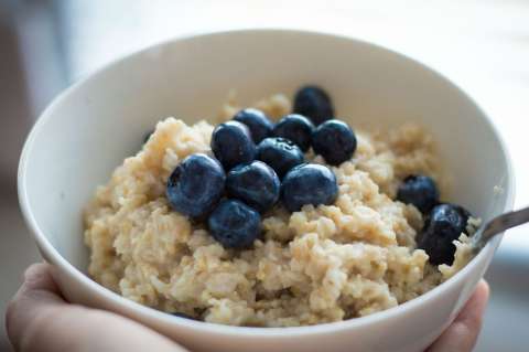 Comer más fibra, el secreto para un corazón sano