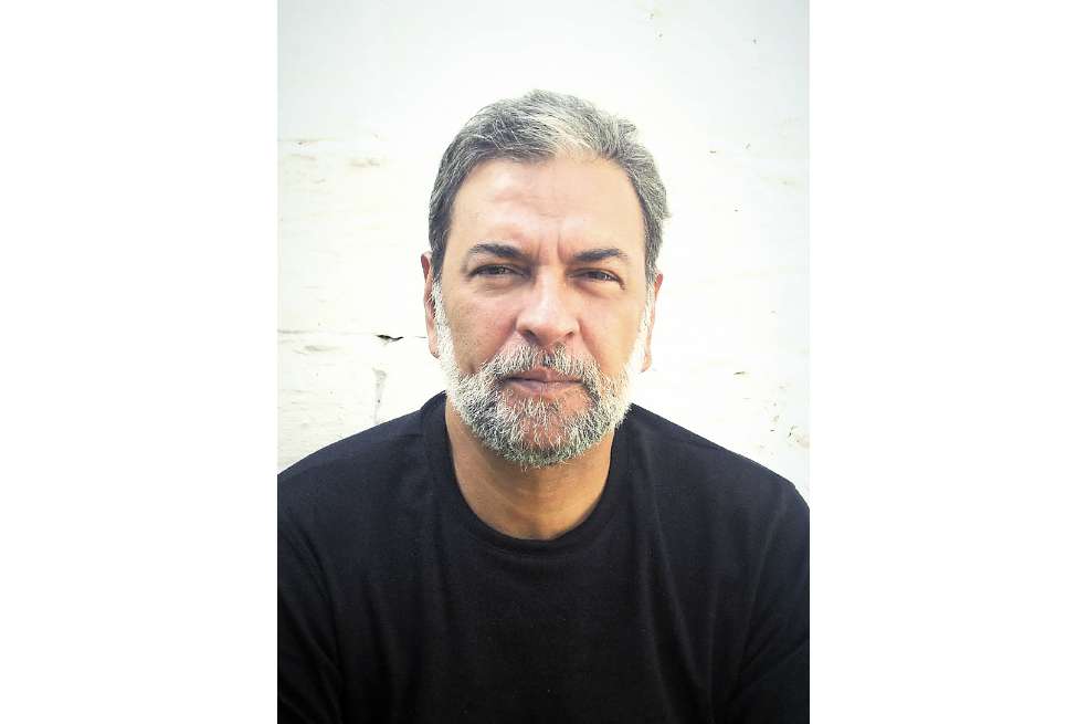 Julio César Londoño ganó en 1998 el Premio Juan Rulfo de Cuento en París. / Cortesía
