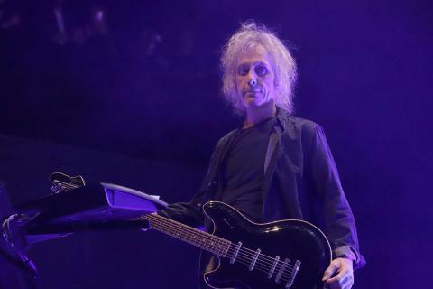 Murió Perry Bamonte, guitarrista de la banda británica The Cure, a los 65 años