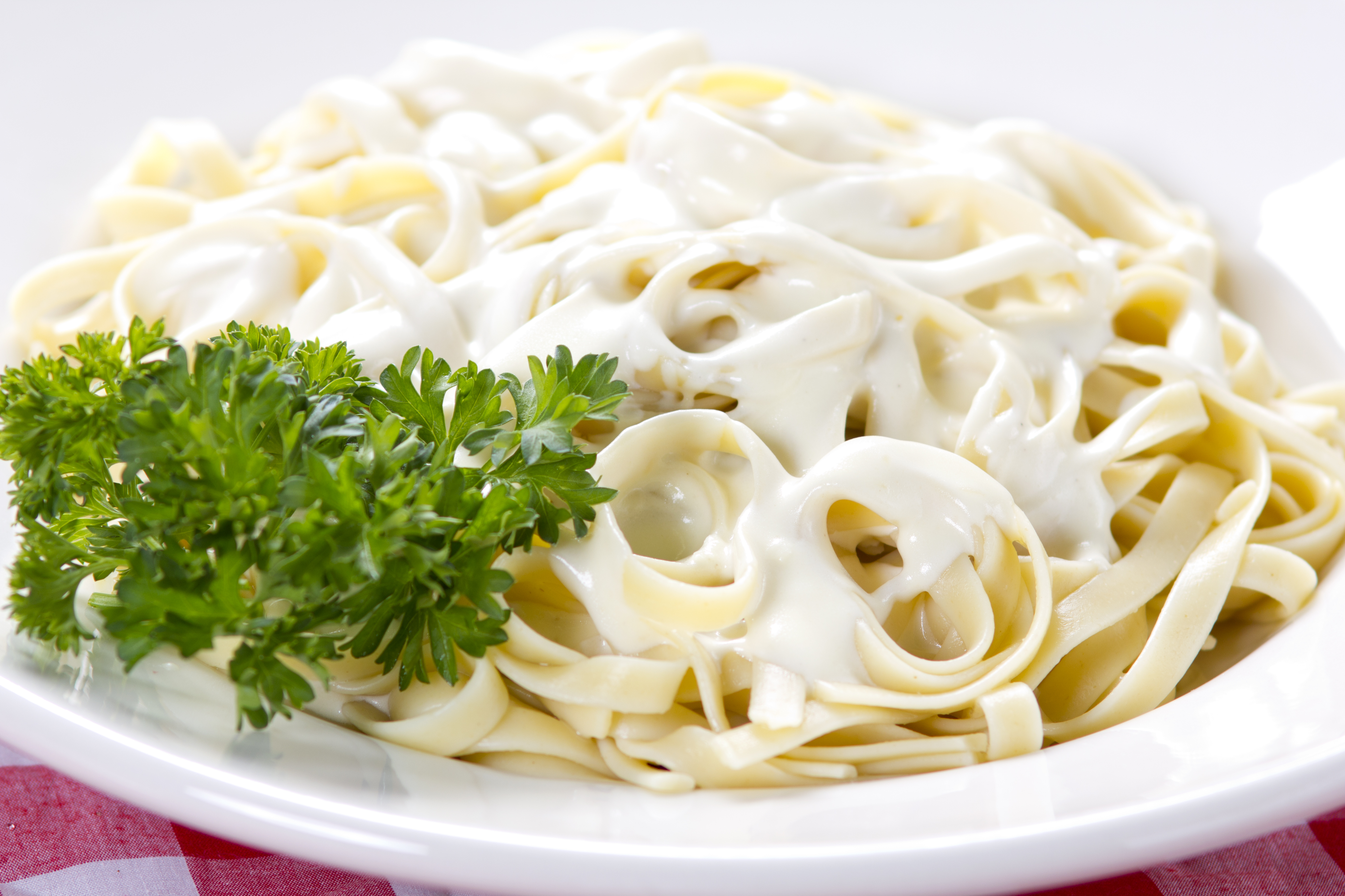 Pasta con salsa cremosa