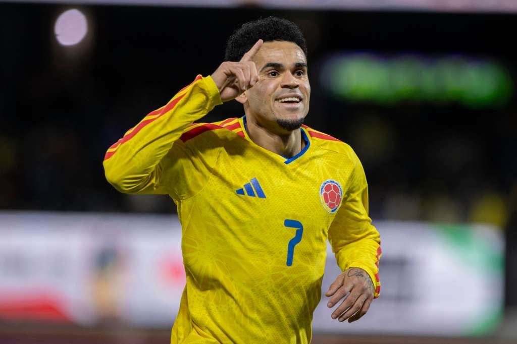 AMDEP9223. NUEVA YORK (ESTADOS UNIDOS), 18/11/2025.- Luis Díaz de Colombia celebra un gol este martes, en un partido amistoso entre las selecciones de Colombia y Australia en el estadio Citi Field, en Nueva York (Estados Unidos). EFE/ Angel Colmenares