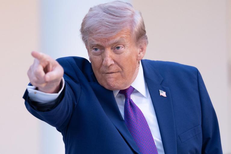 Tres razones por las que ofensiva de Trump contra DACA afecta a migrantes colombianos