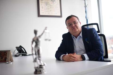 Alejandro Ramelli Arteaga es el nuevo presidente de la JEP