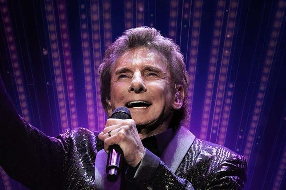 El cantante neoyorquino de 82 años confirmó que deberá someterse a una intervención quirúrgica y por esta razón reprogramó varios conciertos que tenía previstos para enero.