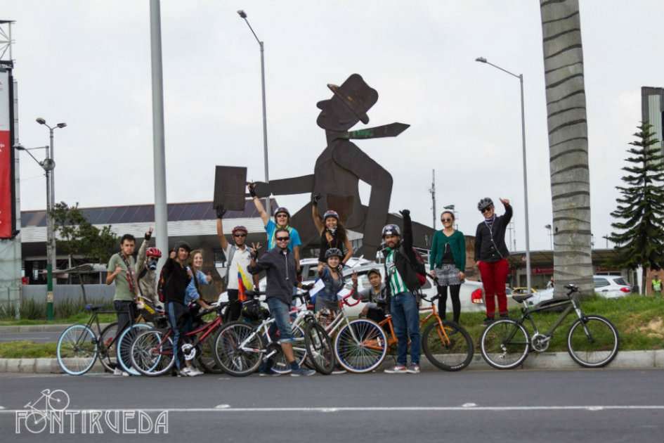 El colectivo Fontirrueda promueve los recorridos en bicicleta por la localidad de Fontibón. Algunas salidas son culturales y ambientales. /Cortesía Fontirrueda