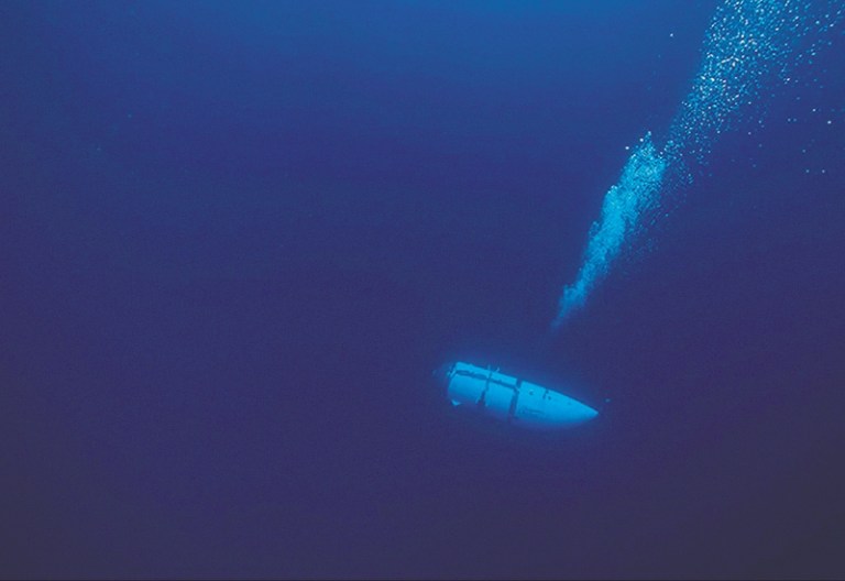 Así se ven los restos del sumergible ‘Titán’ que recuperaron del fondo del oceáno