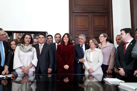 Lucha contra la corrupción no tiene color político