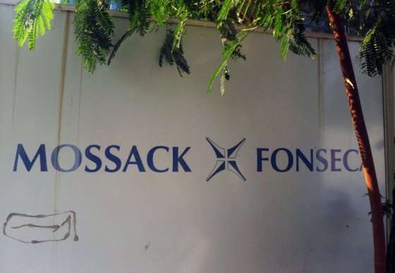 El edificio en Panamá en donde está ubicada la firma Mossack Fonseca, especializada en crear empresas en paraísos fiscales. /AFP