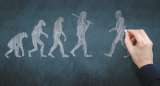 ¿Por qué somos los únicos primates que caminamos sobre dos piernas?