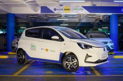 Éxito empezará a rentar carros en alianza con Bancolombia