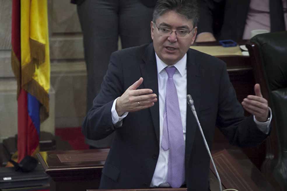 El ministro de Hacienda, Mauricio Cárdenas, ha sido el encargado de impulsar la iniciativa en el Congreso. / Archivo