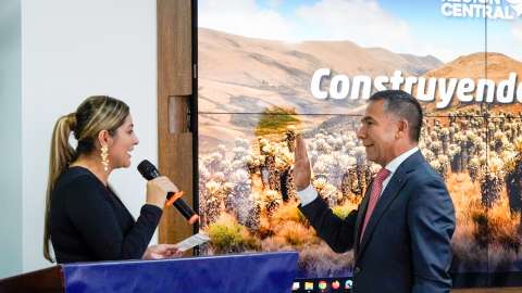 Luis Sanabria asume como gerente de la RAP-E: agua y recuperación ecológica marcan la agenda