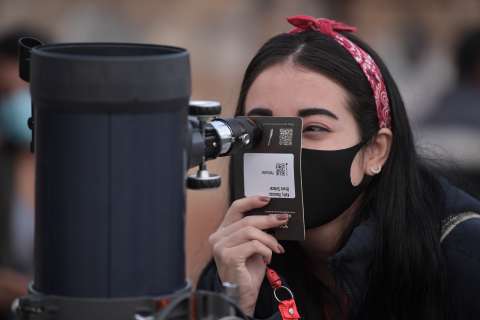 Mujeres investigadoras: abierta la inscripción para 6 becas de 40 millones de pesos