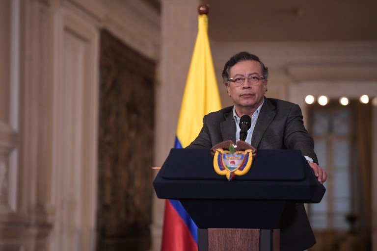 Petro estancado en el ranking: popularidad de presidentes sudamericanos