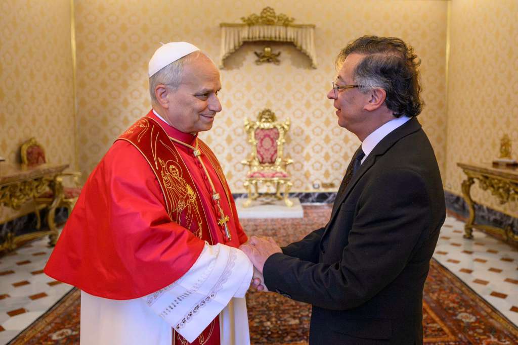 El presidente Gustavo Petro se reunió con el papa León XIV.