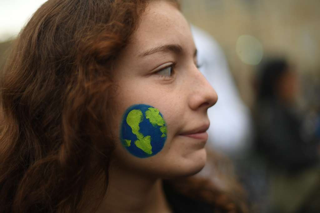 Movilización nacional a la cual asistieron estudiantes, profesores, pueblos indígenas, ambientalistas, movimientos de la sociedad civil, Ongs y organizaciones de derechos humanos, sumándose a la iniciativa #FridaysForFuture que impulsó la activista sueca de 16 años, Gretha Thungberg; iniciativa que busca priorizar los asuntos climáticos en la agenda política del país.