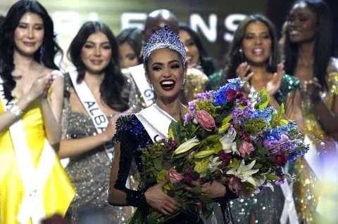 Cuba irá a Miss Universo con reina del exilio escogida tras 57 años de ausencia