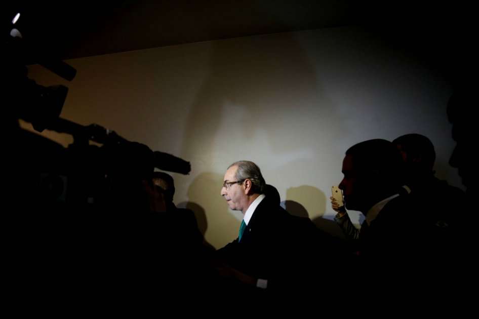 Eduardo Cunha al llegar al Congreso de brasil para anunciar su renuncia. / EFE