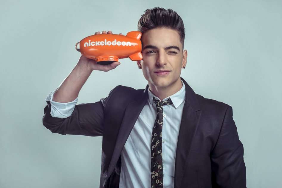 Maluma.