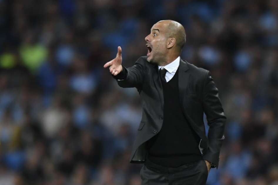 Pep Guardiola, técnico del Manchester City, enfrentará en la fase de grupos de la Liga de Campeones al Barcelona. Foto: AFP