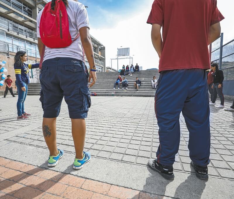 Dos veces a la semana, psicólogos y matemáticos practican ejercicios con los estudiantes durante dos horas. / Cortesía