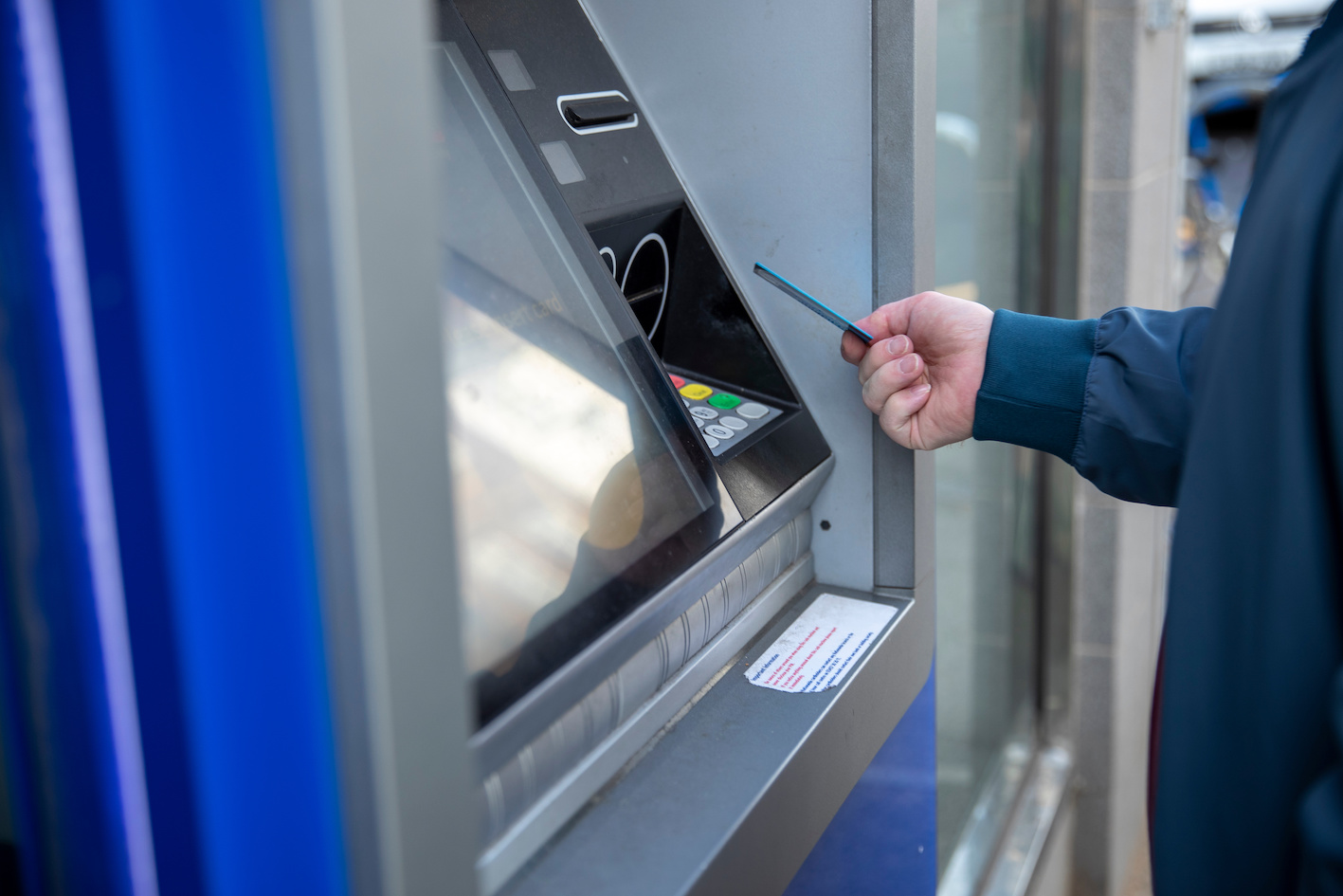 En 2022, las transacciones monetarias en cajeros automáticos fue de apenas el 13,75% de todas los movimientos bancarios que se hacen en Colombia.