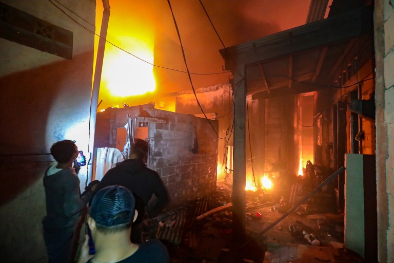 Incendio en Indonesia: aumentan a 18 las víctimas mortales