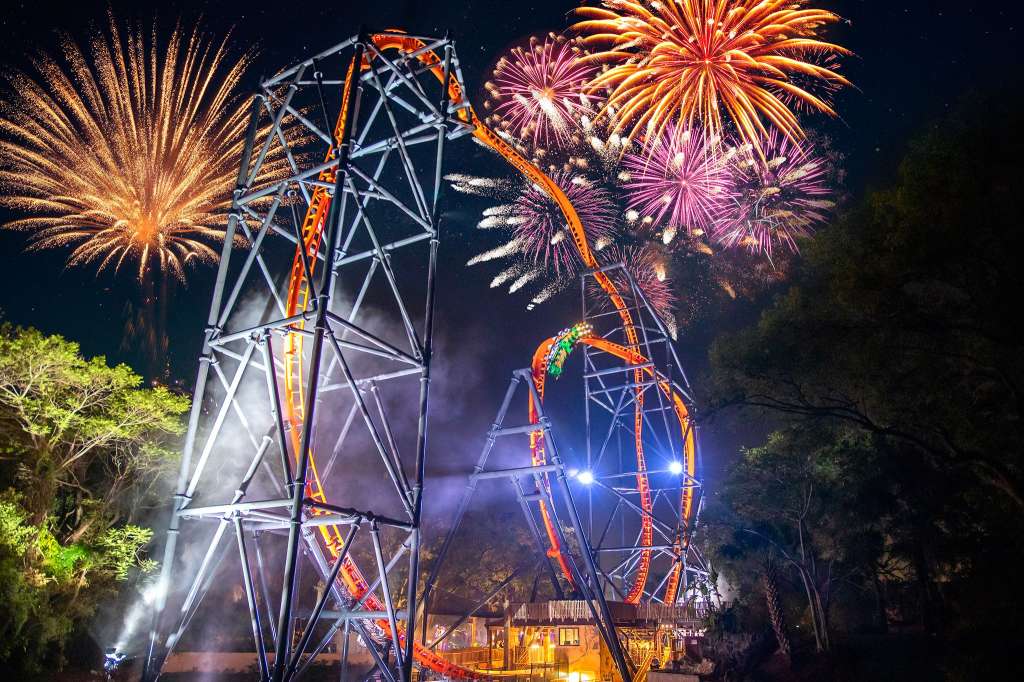 Busch Gardens es una mezcla de atracciones emocionantes, un zoológico acreditado por la AZA con miles de animales que representan más de 200 especies y emocionantes eventos de temporada durante todo el año.