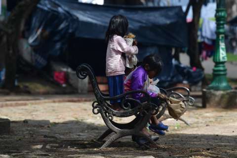Denuncian injerencia política y vulneración a niños emberas en el parque Nacional