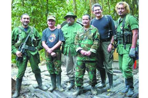 Los interrogantes que abre el cambio de mando en el Eln frente a una negociación de paz
