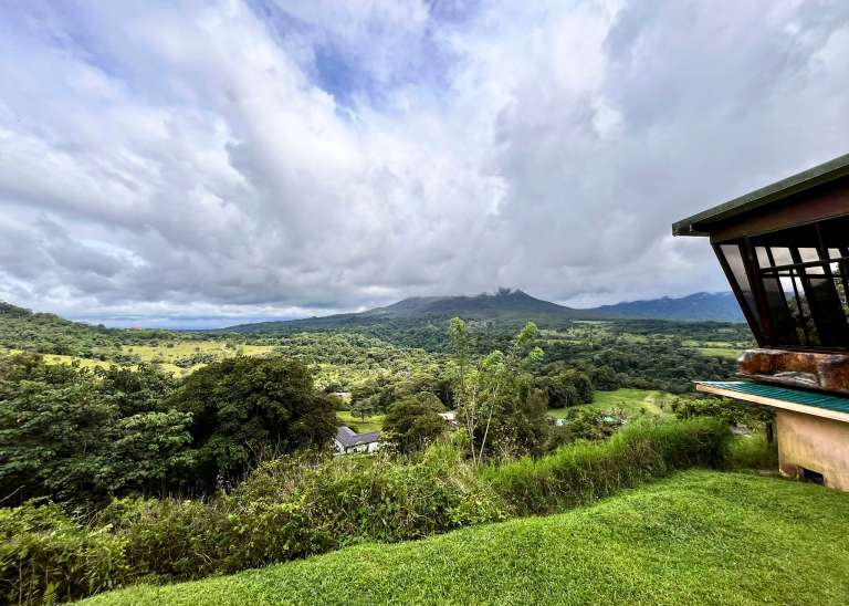 MISTICO PARK Y SUS PUETES COLGANTES COSTA RICA