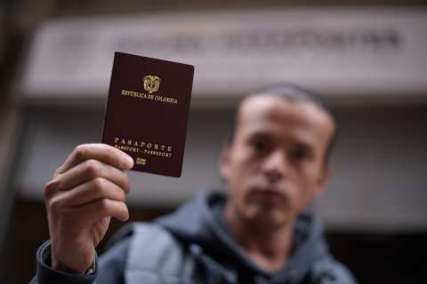 Esto es lo que debe saber sobre la producción de pasaportes que volvió a Thomas Greg