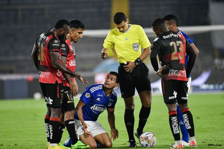 David Macalister Silva fue de los jugadores de Millonarios que más veces probó a portería en el duelo contra Cúcuta, pero la precisión no lo acompañó.