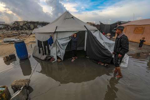 Inundaciones por lluvias afectan a la Franja de Gaza justo antes del invierno