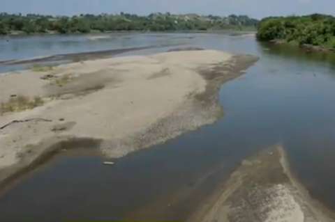 El río Magdalena se está quedando sin caudal navegable