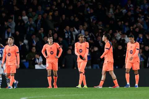 Barcelona cayó contra Real Sociedad 2-1 y reavivó la liga en España: así quedó la tabla