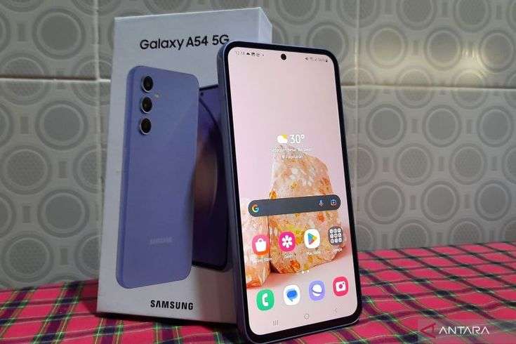Es una opción atractiva para aquellos que buscan una alternativa más asequible a los celulares de gama alta.