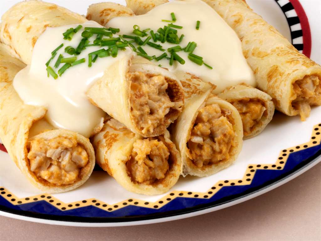 Así se preparan los crepes de pollo