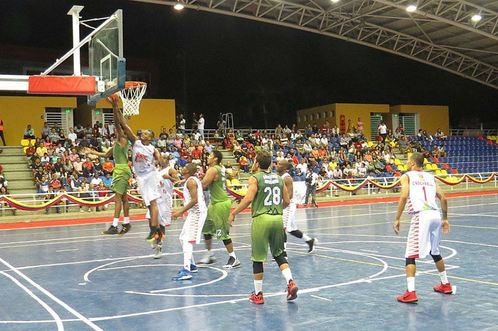 Fastbreak del Valle juega contra Cóndores de Cundinamarca. / LCB