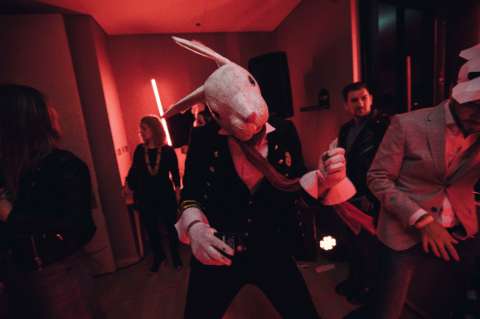 The Click Clack Hotel prepara una fiesta para cambiar el mundo